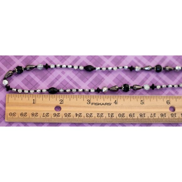 Vintage Silver Tone Stylish Fierce Beaded Necklace 38 inch - V14 - Picture 3 of 4